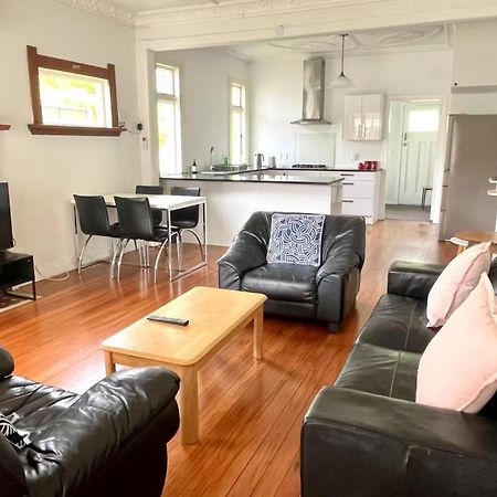 Spacious Retreat Near Ferry & Mall Wellington Eksteriør bilde